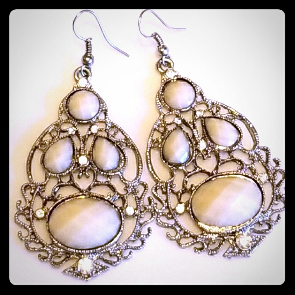 Filigree silver earrings